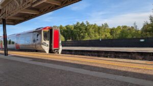LiverpoolとLlandudnoをつなぐ電車