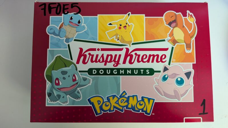 PokémonとKrispy Kreamコラボのボックスの見た目